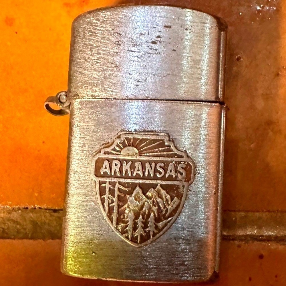 Vintage Arkansas State Crest Flip Top Pocket Lighter Silver Tone Made in Japan